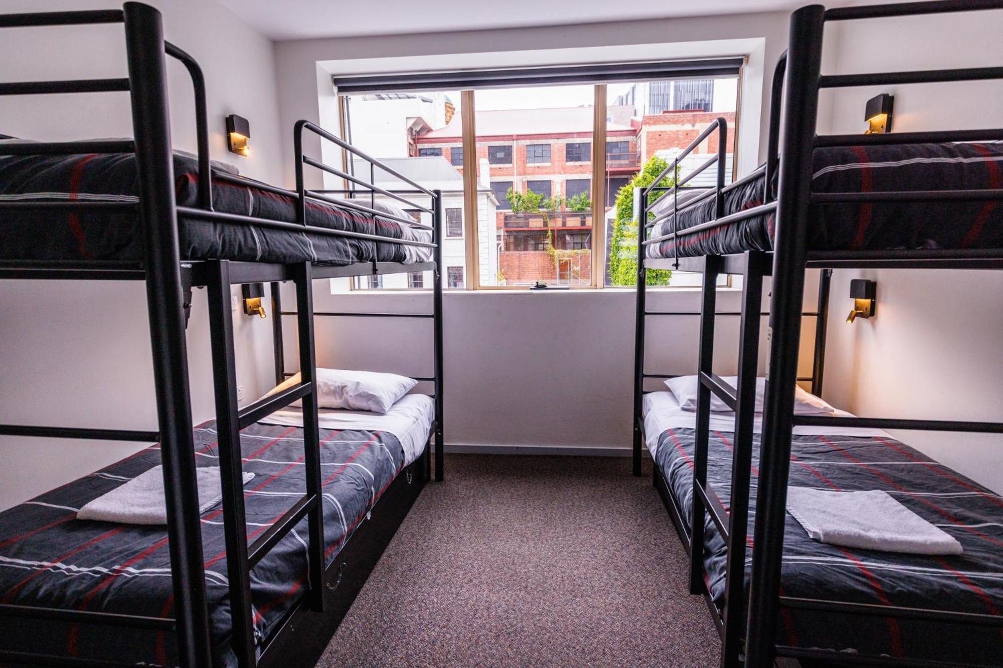 Yha Hobart Central Экстерьер фото