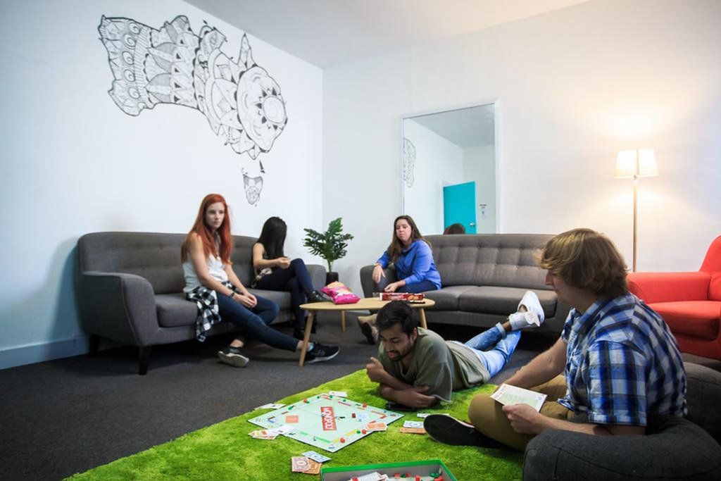 Yha Hobart Central Экстерьер фото